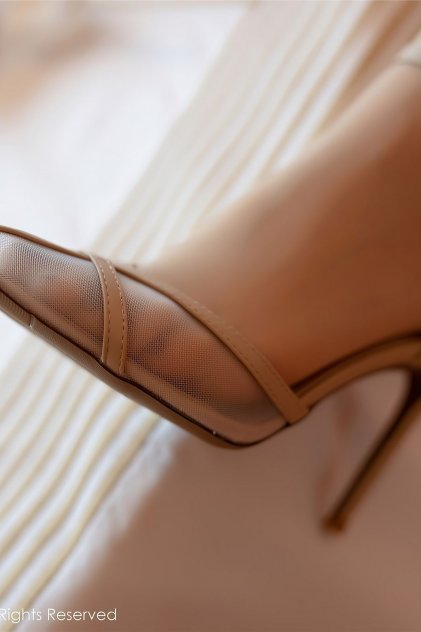 欧美亚洲精品午夜理论片